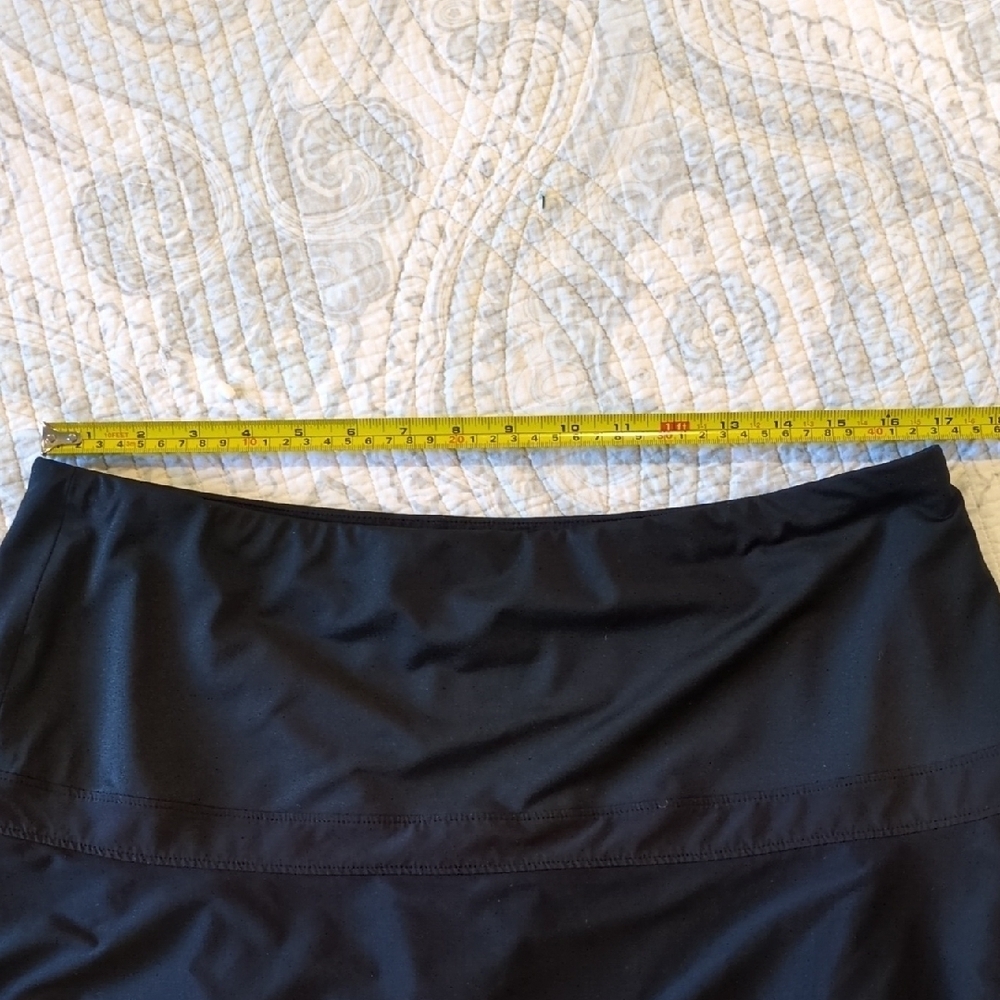 Athleta Black Mini Skirt - Picture 5 of 6